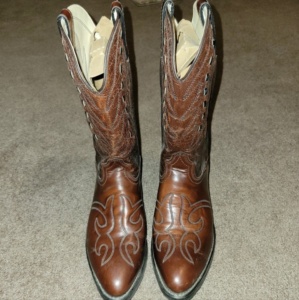 RESERVED! Long Haul Men’s Leather Western Cowboy Boots Size 10 1/2